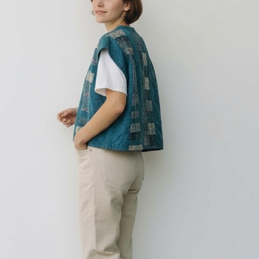 Quilted Patchwork Vest Lightweight Snap Closure O… - image 2